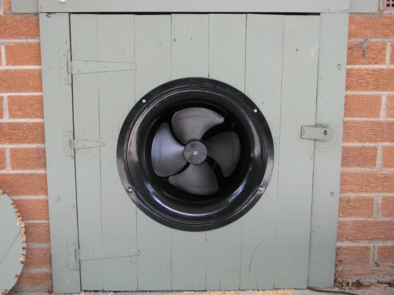 underfloor-ventilation-ventilation-Solar-Whiz Solar Whiz offers powerful sub floor vents.