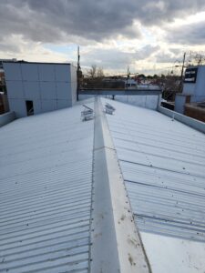 SW-AU-R-40 - Mark Robinson - Commercial property shopsjpg Commercial property installation